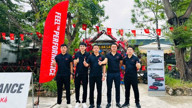 LÁI THỬ XE THÁNG 8 - CHẠM VÔ LĂNG, CHẠM CẢM XÚC