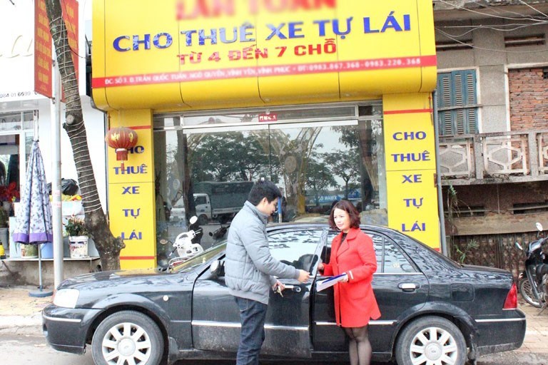 20170831082219-kinh-nghiem-thue-xe-oto-tu-lai-dip-nghi-le-29