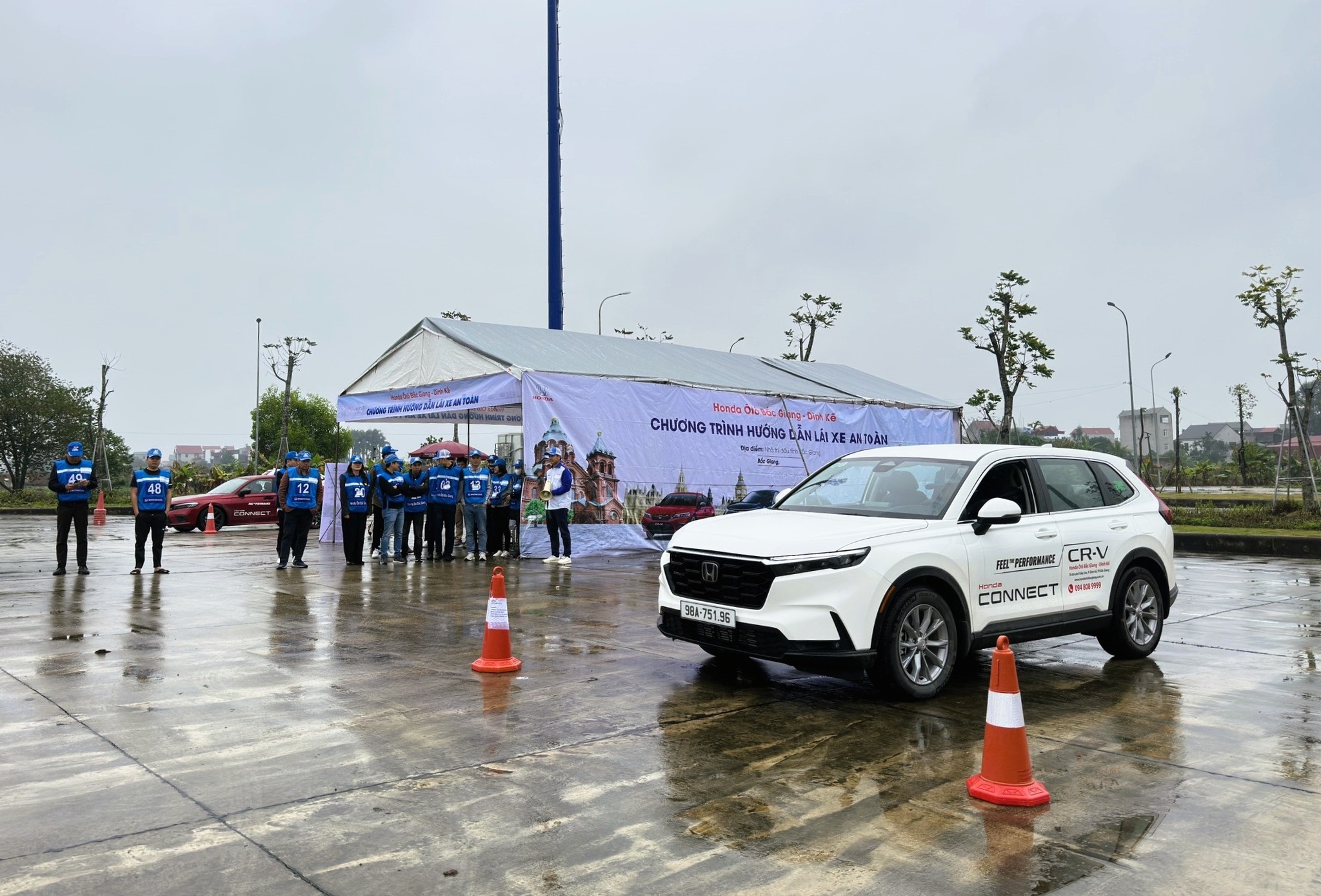 2025 Year 02 Month (1–12) 24 Day of month (1–31) 10 Hours (0–23) 52 Minutes (0–59) 01 Seconds (0–59) 363