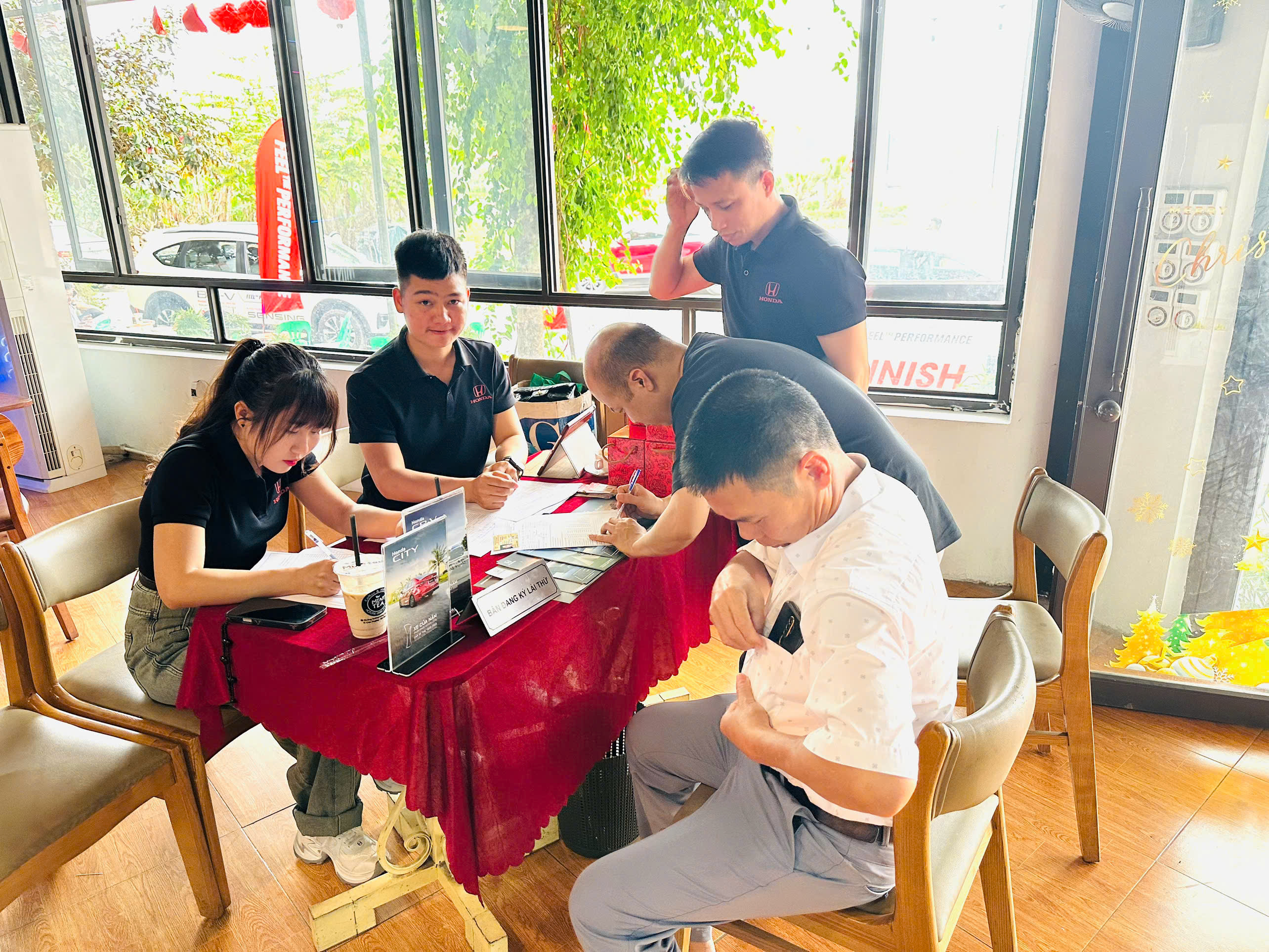 6863d6e9b8140b4a5205