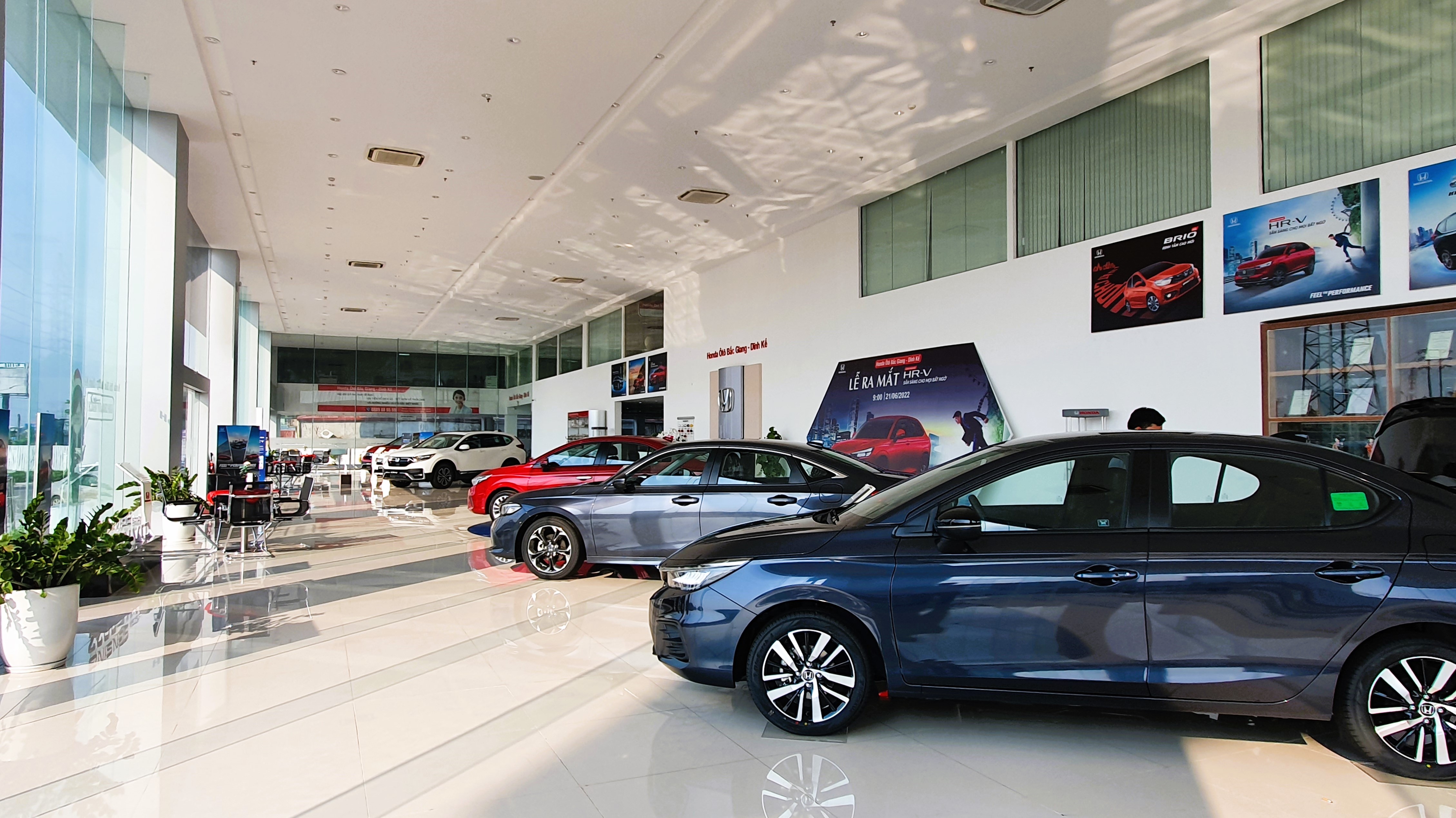 HÈ RỰC RỠ - ƯU ĐÃI BẤT NGỜ (Giá xe ô tô Honda kèm ưu đãi mới nhất T6.2023)