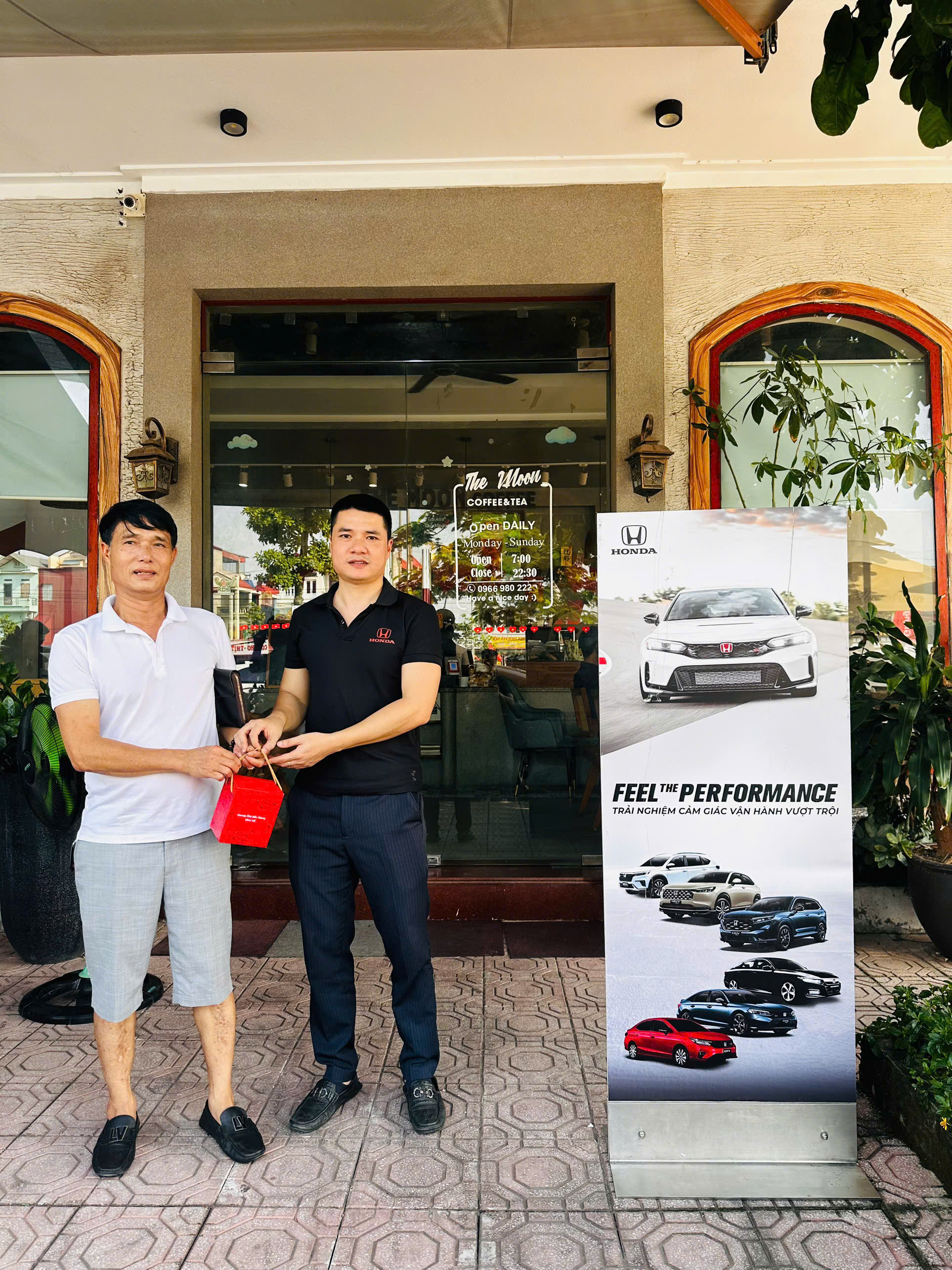 z6819198665982_11db6d459ceab7405705c601ed61f952