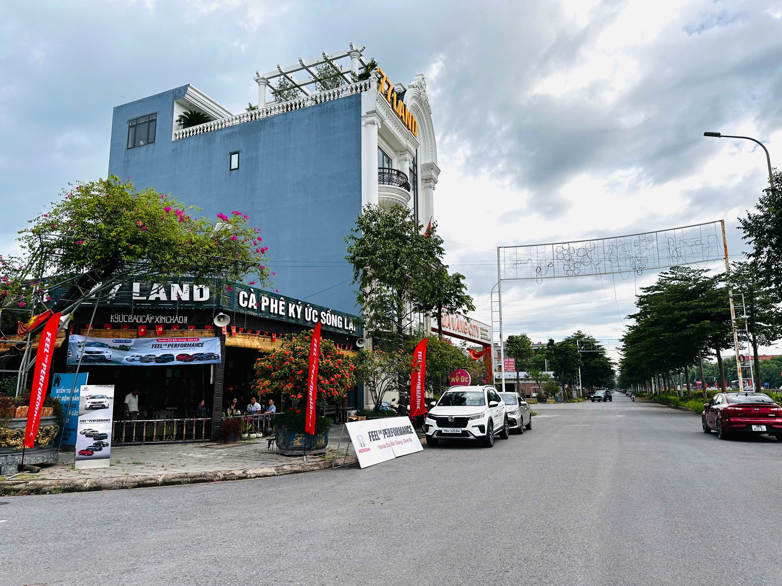 z6911872166263_b5a9b8b1c1f6d8fa25d9181cf08ede4a