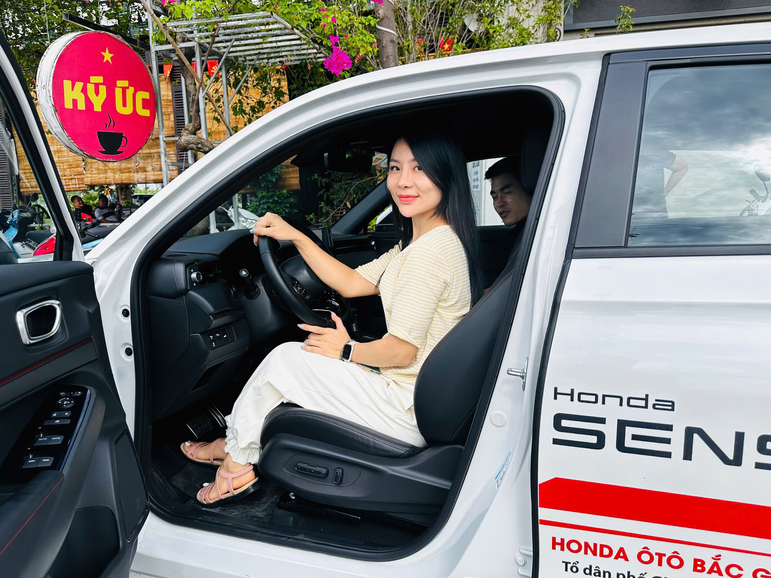 z6911991622000_b26124983e56930447af1f640fbdd00b